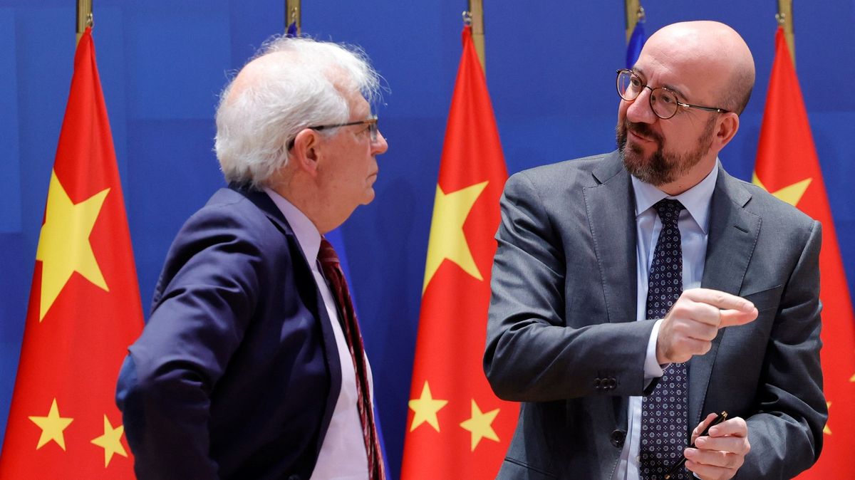Čas „rekalibrovat“ vztahy s Pekingem. Evropu pobouřil čínský velvyslanec